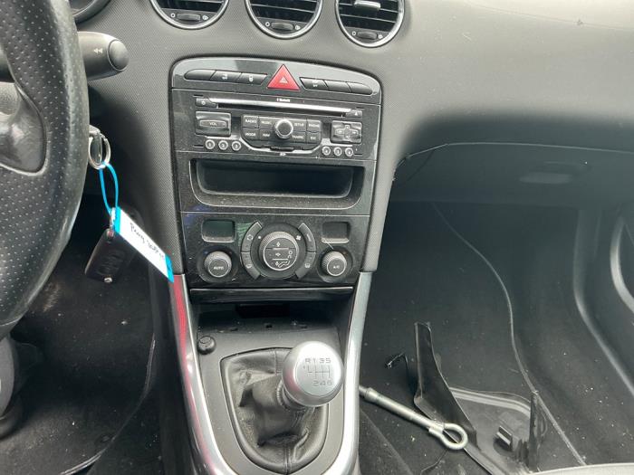 Peugeot 308 CC 1.6 16V THP 150 Skrotfordon (2009, ZILVERGRIJS GRIJS)