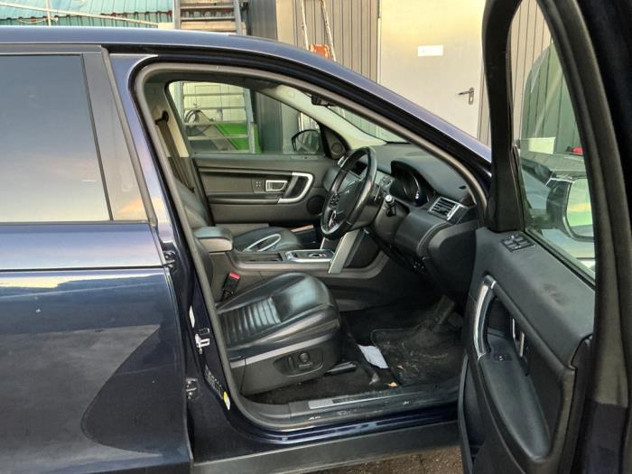 Landrover Discovery Sport 2.2 sd4 16V Skrotfordon (2016, BLAUW)