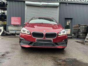 BMW 2 serie Active Tourer 220i 2.0 TwinPower Turbo 16V Vehículo de desguace (2018, Rojo)