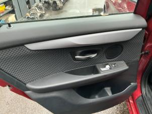 BMW 2 serie Active Tourer 220i 2.0 TwinPower Turbo 16V Vehículo de desguace (2018, Rojo)