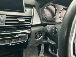 BMW 2 serie Active Tourer 220i 2.0 TwinPower Turbo 16V Vehículo de desguace (2018, Rojo)