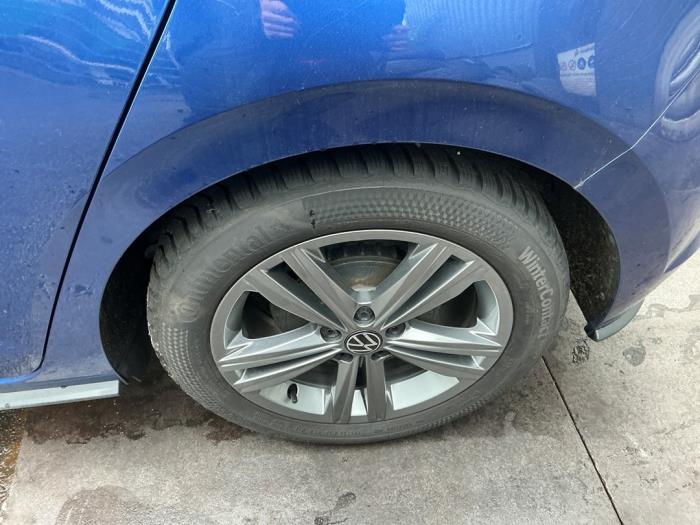 Volkswagen Polo VI 1.0 TSI 12V Schrottauto (2021, Dunkel, Blau)