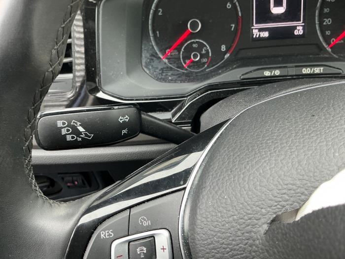 Volkswagen Polo VI 1.0 TSI 12V Schrottauto (2021, Dunkel, Blau)