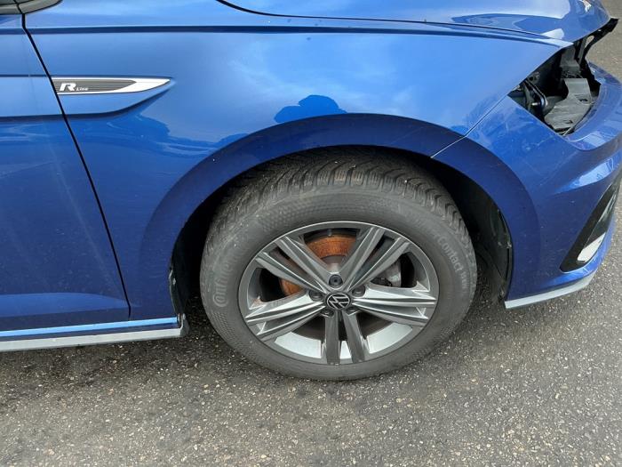 Volkswagen Polo VI 1.0 TSI 12V Schrottauto (2021, Dunkel, Blau)