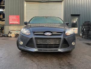 Ford Focus 3 1.0 Ti-VCT EcoBoost 12V 100 Vehículo de desguace (2012, Gris)