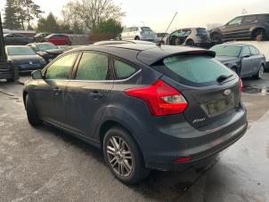 Ford Focus 3 1.0 Ti-VCT EcoBoost 12V 100 Vehículo de desguace (2012, Gris)