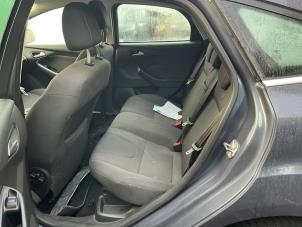 Ford Focus 3 1.0 Ti-VCT EcoBoost 12V 100 Vehículo de desguace (2012, Gris)
