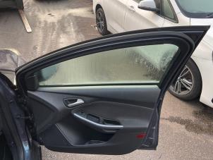 Ford Focus 3 1.0 Ti-VCT EcoBoost 12V 100 Vehículo de desguace (2012, Gris)