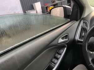 Ford Focus 3 1.0 Ti-VCT EcoBoost 12V 100 Vehículo de desguace (2012, Gris)