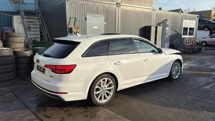 Audi A4 Avant 3.0 TDI V6 24V Quattro Schrottauto (2016, Weiß)