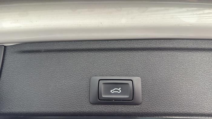 Audi A4 Avant 3.0 TDI V6 24V Quattro Schrottauto (2016, Weiß)