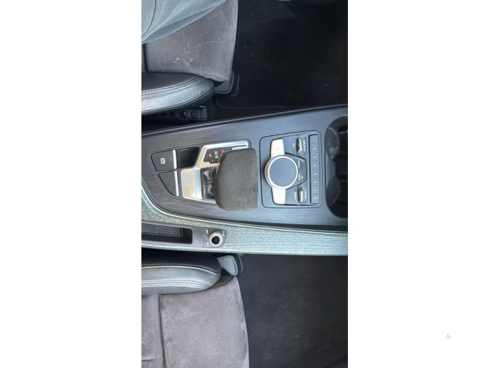 Audi A4 Avant 3.0 TDI V6 24V Quattro Schrottauto (2016, Weiß)