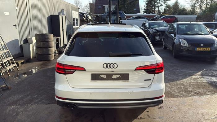 Audi A4 Avant 3.0 TDI V6 24V Quattro Schrottauto (2016, Weiß)