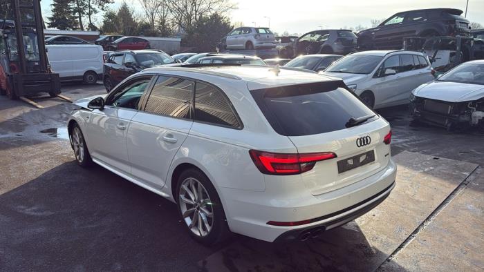 Audi A4 Avant 3.0 TDI V6 24V Quattro Schrottauto (2016, Weiß)