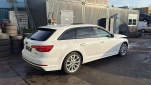 Audi A4 Avant 3.0 TDI V6 24V Quattro Schrottauto (2016, Weiß)