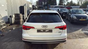 Audi A4 Avant 3.0 TDI V6 24V Quattro Schrottauto (2016, Weiß)