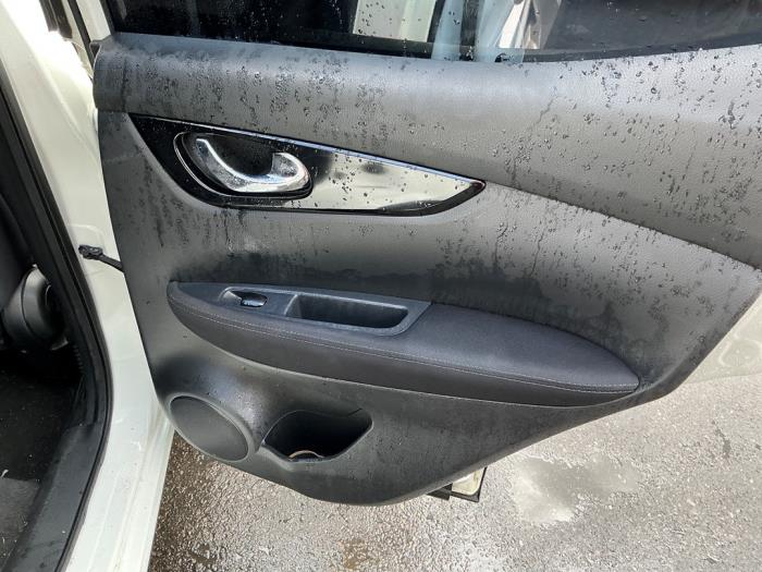 Nissan Qashqai 1.2 DIG-T 16V Vehículo de desguace (2016, Blanco)