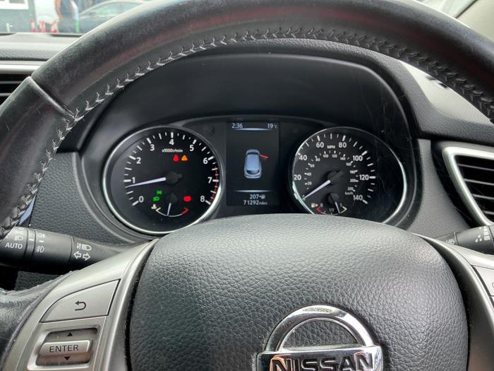 Nissan Qashqai 1.2 DIG-T 16V Vehículo de desguace (2016, Blanco)