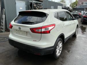 Nissan Qashqai 1.2 DIG-T 16V Vehículo de desguace (2016, Blanco)