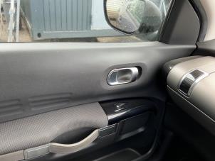 Citroen C4 Cactus 1.2 PureTech 82 12V Vehículo de desguace (2015, Morado)