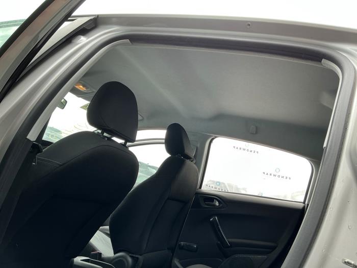 Peugeot 208 I 1.2 Vti 12V PureTech 82 Vehículo de desguace (2014, Gris plateado)