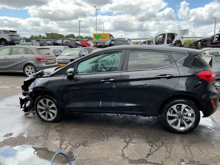 Ford Fiesta 7 1.1 Ti-VCT 12V 75 Vehículo de desguace (2020, Oscuro, Negro)