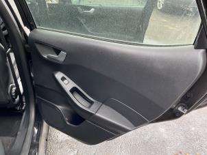 Ford Fiesta 7 1.1 Ti-VCT 12V 75 Vehículo de desguace (2020, Oscuro, Negro)