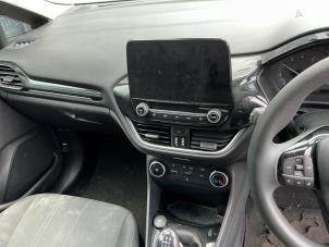 Ford Fiesta 7 1.1 Ti-VCT 12V 75 Vehículo de desguace (2020, Oscuro, Negro)
