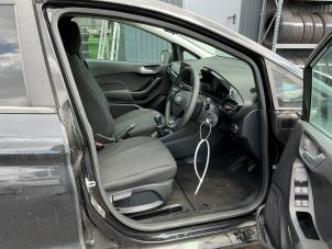 Ford Fiesta 7 1.1 Ti-VCT 12V 75 Vehículo de desguace (2020, Oscuro, Negro)
