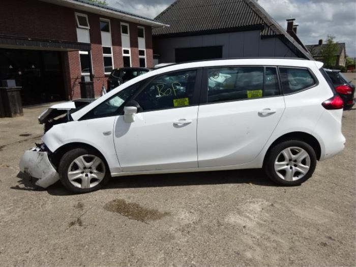 Opel Zafira Tourer P12 2 0 Cdti 16v 165 Ecotec Salvage Year Of Construction 14 Colour White Proxyparts Com