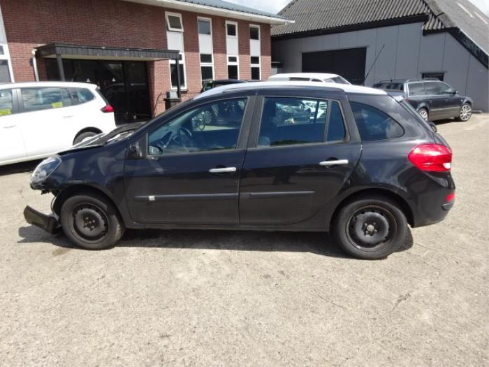 Renault Clio Iii Estate Grandtour Kr 1 2 16v 75 Salvage Year Of Construction 09 Colour Black Proxyparts Com