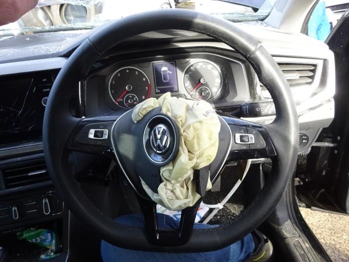 Volkswagen Polo VI 1.0 TSI 12V Vehículo de desguace (2019, Negro)