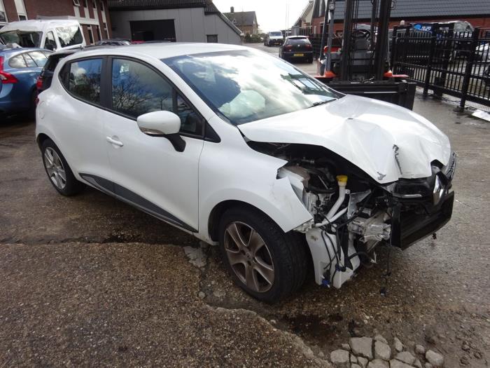 Renault Clio IV 1.2 TCE 16V GT EDC Samochód złomowany (2015, Bialy)