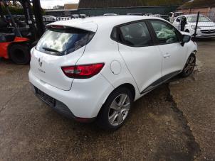 Renault Clio IV 1.2 TCE 16V GT EDC Samochód złomowany (2015, Bialy)