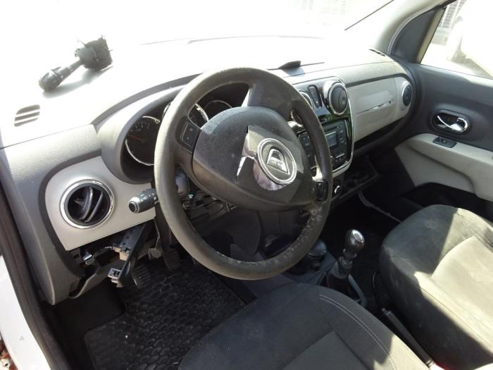 Dacia Lodgy 1.5 dCi FAP Schrottauto (2015, Weiß)