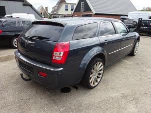 Chrysler 300 C Touring 3.0 CRD 24V Épave (2008, Gris)