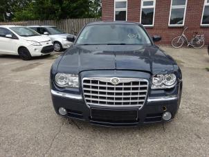 Chrysler 300 C Touring 3.0 CRD 24V Épave (2008, Gris)