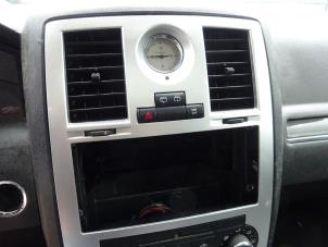 Chrysler 300 C Touring 3.0 CRD 24V Épave (2008, Gris)