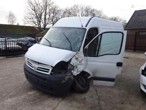 Nissan Interstar 2.5 dCi 16V 120 Samochód złomowany (2007, Bialy)