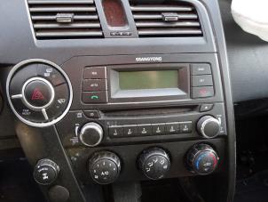 Ssang Yong Actyon Sports II 2.0 Xdi 16V 4WD Samochód złomowany (2013, Czarny)