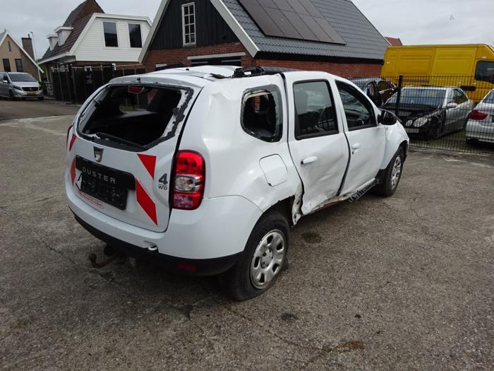 Dacia Duster 1.5 dCi 4x4 Salvage vehicle (2014, White)