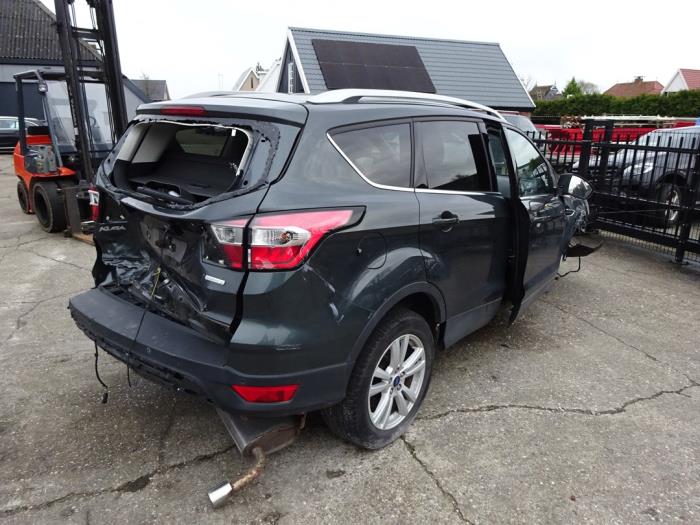 Ford Kuga II 1.5 EcoBoost 16V 120 Épave (2018, Gris)