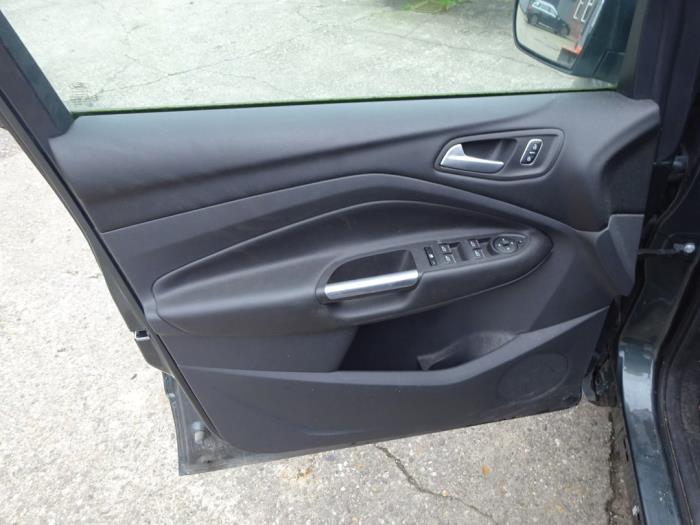 Ford Kuga II 1.5 EcoBoost 16V 120 Épave (2018, Gris)