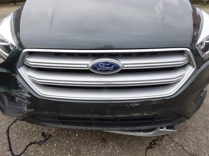 Ford Kuga II 1.5 EcoBoost 16V 120 Épave (2018, Gris)
