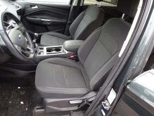 Ford Kuga II 1.5 EcoBoost 16V 120 Épave (2018, Gris)