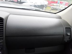 Nissan Navara 3.0 dCi V6 24V DPF 4x4 Épave (2010, Gris)