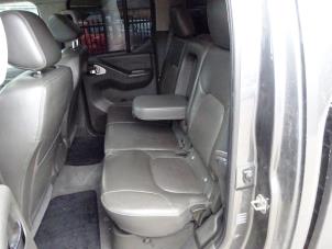 Nissan Navara 3.0 dCi V6 24V DPF 4x4 Épave (2010, Gris)
