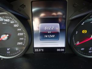 Mercedes C Estate C-180 BlueTEC, C-180 d 1.6 16V Épave (2018, Gris)