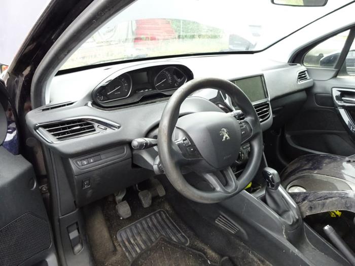 Peugeot 208 I 1.2 Vti 12V PureTech 82 Schrottauto (2016, Blau)