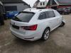 Skoda Superb Combi 1.6 TDI Skrotfordon (2017, WIT)